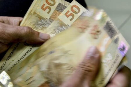 Juros do consignado do INSS cairá para 1,72% ao mês Medida foi aprovada pelo Conselho Nacional de Previdência Social