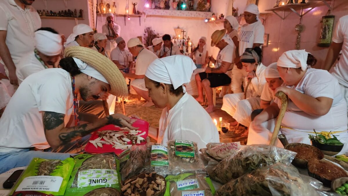 Ritual do Fecha Corpo, que acontece em casas de Umbanda (Foto: Divulgação)