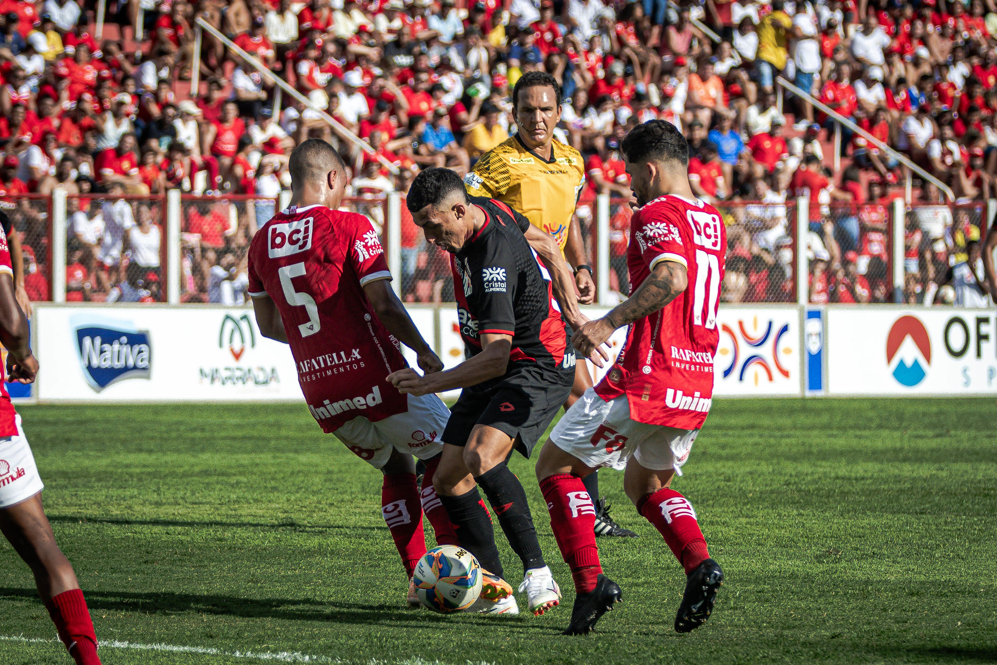 FGF nega pedido para ter duas torcidas na final do Campeonato Goiano