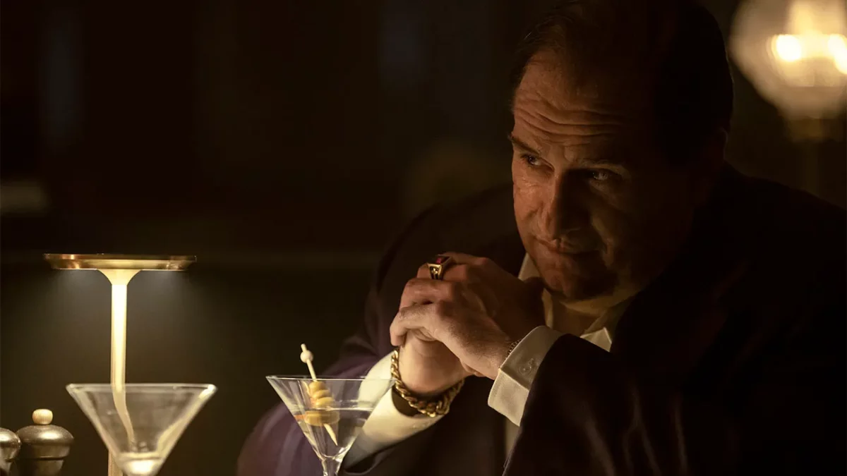 Colin Farrell está de volta como o vilão do Batman em "Pinguim", e o show, derivado do longa-metragem de 2022, "The Batman", acaba de ganhar um novo trailer oficial.