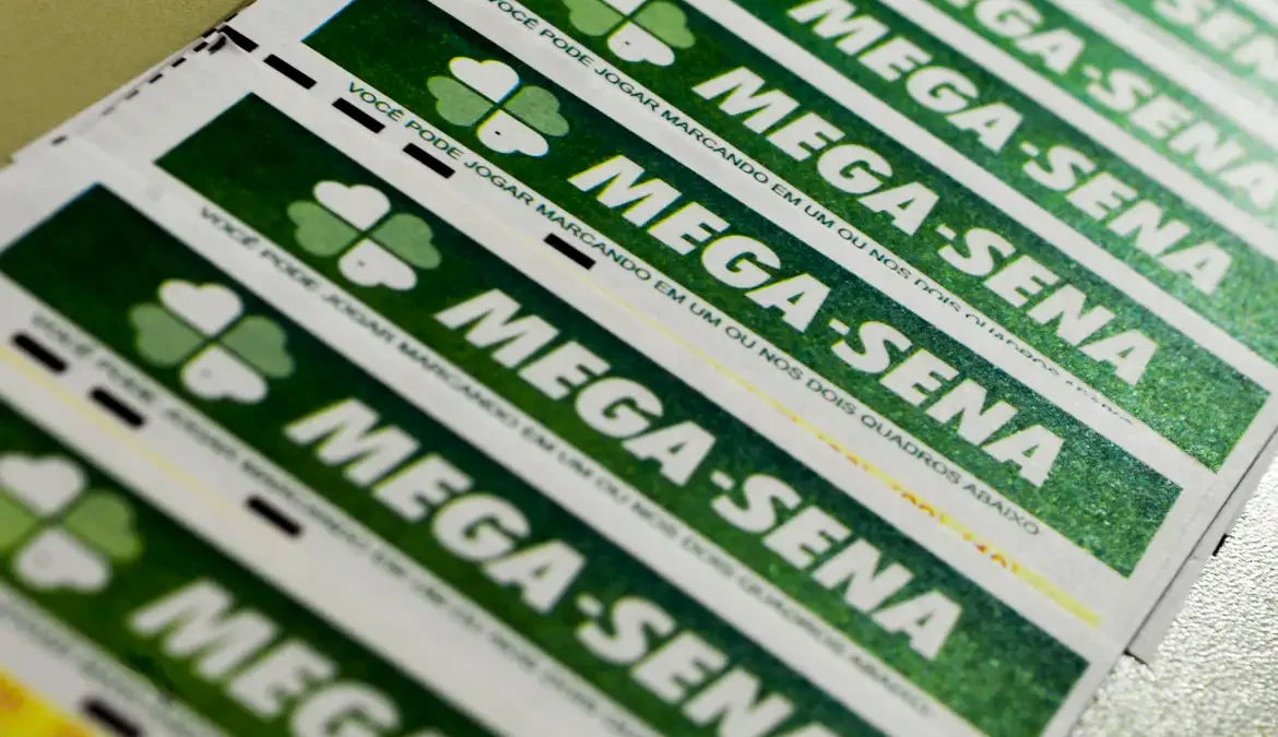 Mega-Sena acumula; e prêmio sobe para R$ 25 milhões quina teve 28 apostas vencedoras. A quadra saiu para 1.955 apostadores