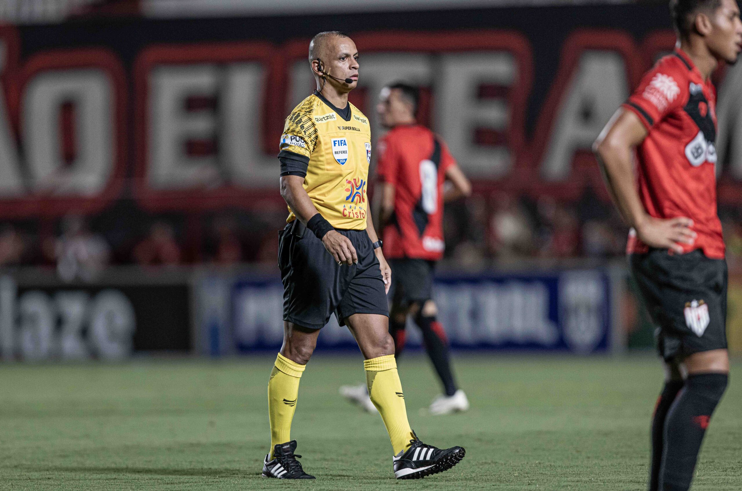 Goianos Wilton Pereira Sampaio e Bruno Pires estão na lista de árbitros para a Copa América