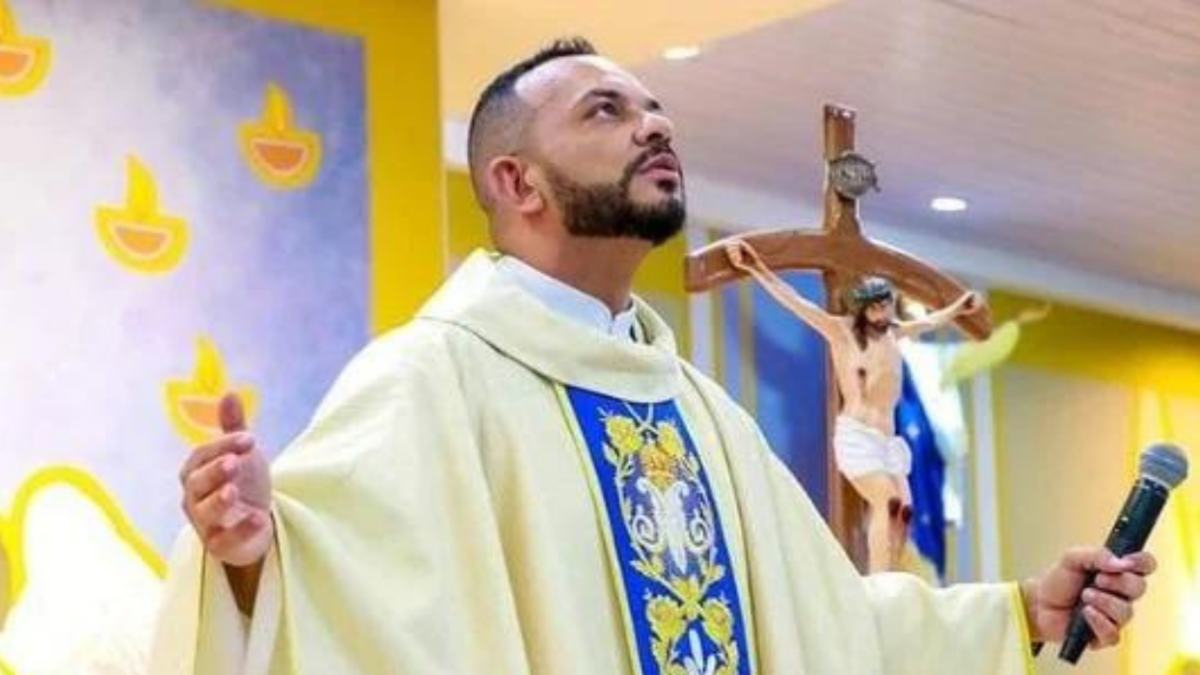 Novo livro de Padre Marcos Rogério já está disponível para aquisição (Foto divulgação)