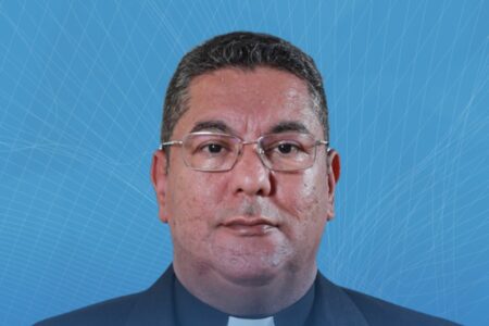 Papa nomeia novo bispo para Arquidiocese de Brasília; Padre Vicente já atuou em Goiás