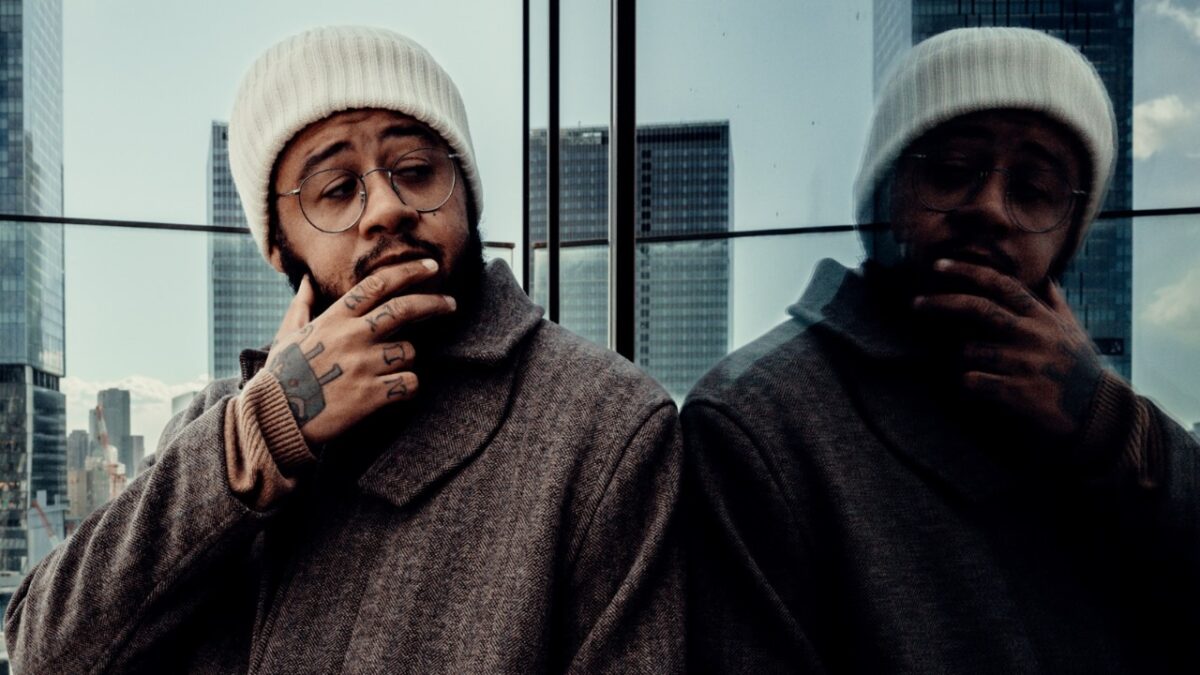 Emicida anuncia show em Goiânia