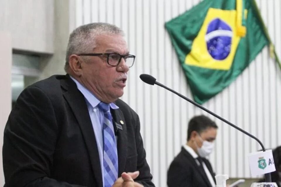 Justiça cassa deputado do PL que ameaçou resolver derrota de Bolsonaro “na bala”