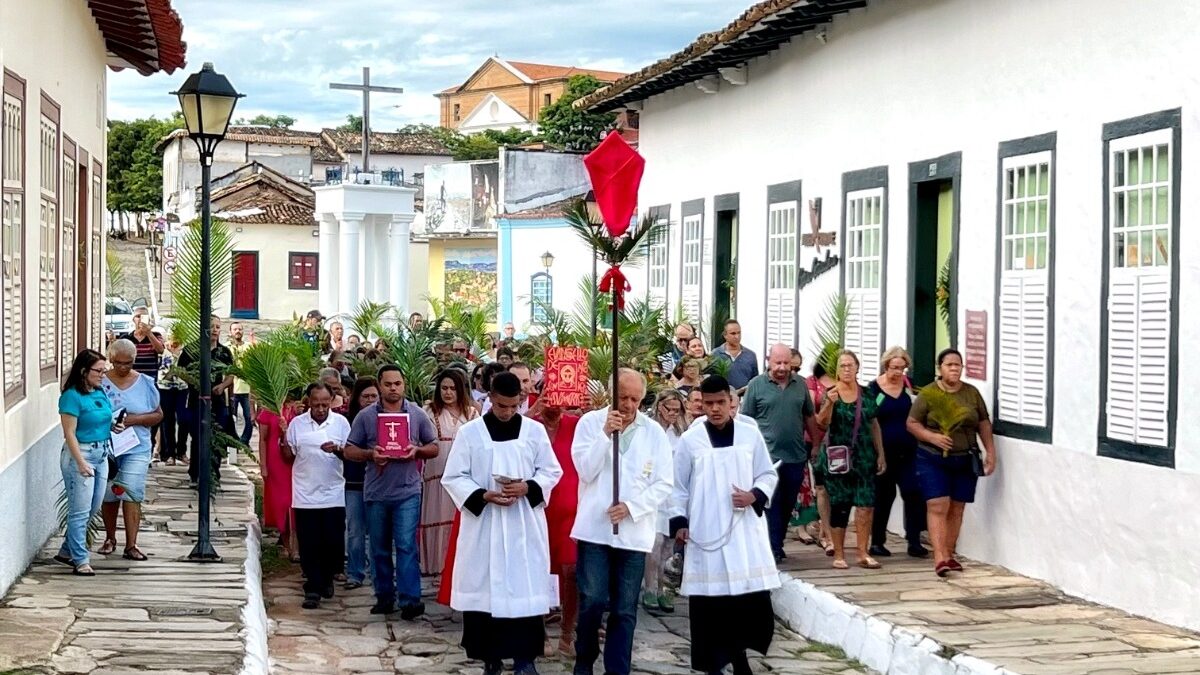 Domingo de Ramos dá início à Semana Santana na Cidade de Goiás