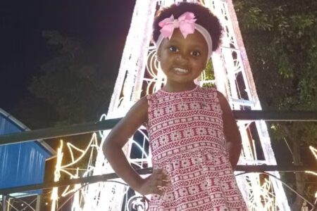 Padrasto da garota confessou o crime e foi preso RJ: Menina de 3 anos é espancada e morta após não querer tomar banho