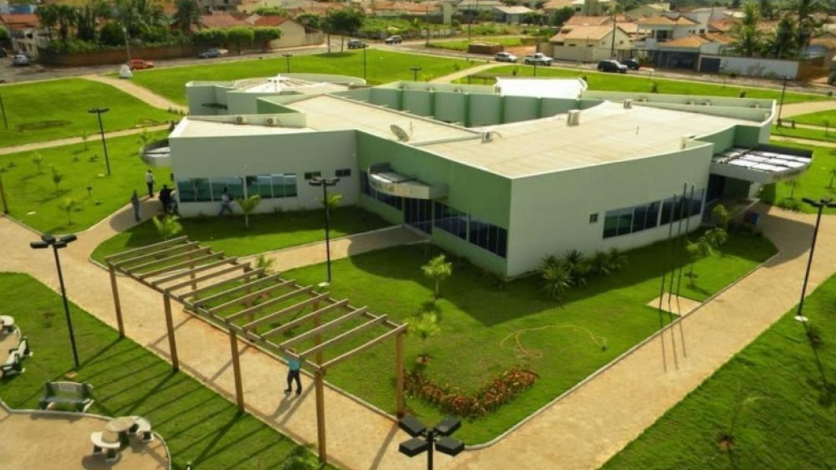 Prefeitura de Caçu abre inscrições para concurso com salários de até R$ 7 mil