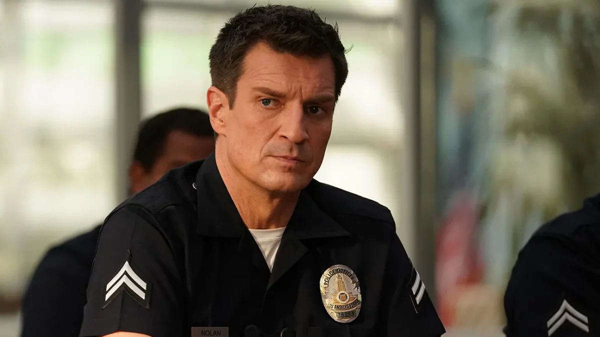 O canal ABC renovou sua série dramática "The Rookie" para a sétima temporada. O show policial estrelado por Nathan Fillion - que ultrapassou a marca de 100 episódios no início desta temporada - continua atraindo um público decente para a rede, mesmo depois de ter sobrevivido ao seu título.