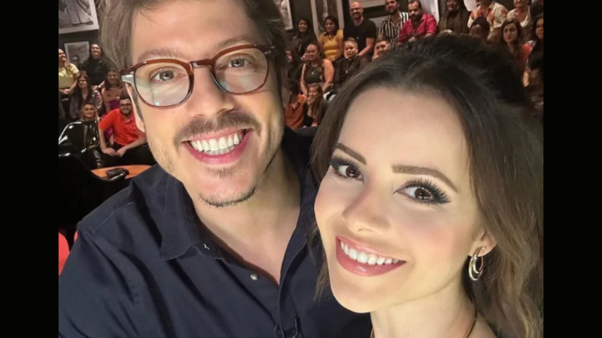 Fábio Porchat e Sandy - par romântico no filme 'Evidências do Amor' (Foto reprodução Instagram)