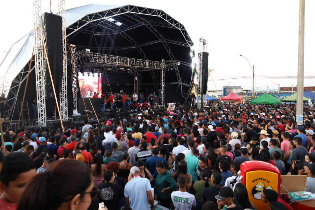 Festa em comemoração ao Dia do Trabalhador em Aparecida terá shows e sorteio de prêmios