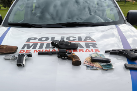 Suspeitos de furto em Goiânia foram presos em Minas Gerais (Foto: Divulgação/PCMG)