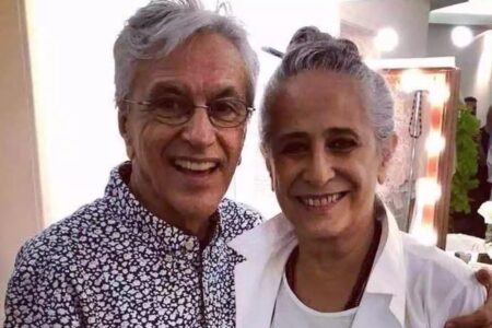 Caetano Veloso e Bethânia se emocionam ao falar de irmã que morreu