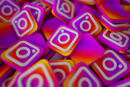 Instagram cogita implementar botão de cutucar à moda do Facebook. Foto: Freepik