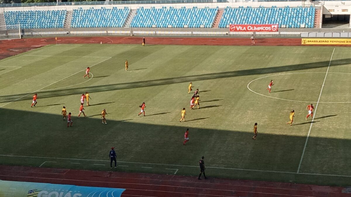 Jogo entre Vila Nova e Aliança