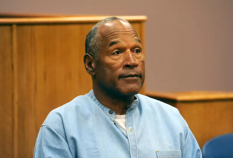 Morre O.J. Simpson, ex-jogador de futebol americano, aos 76 anos