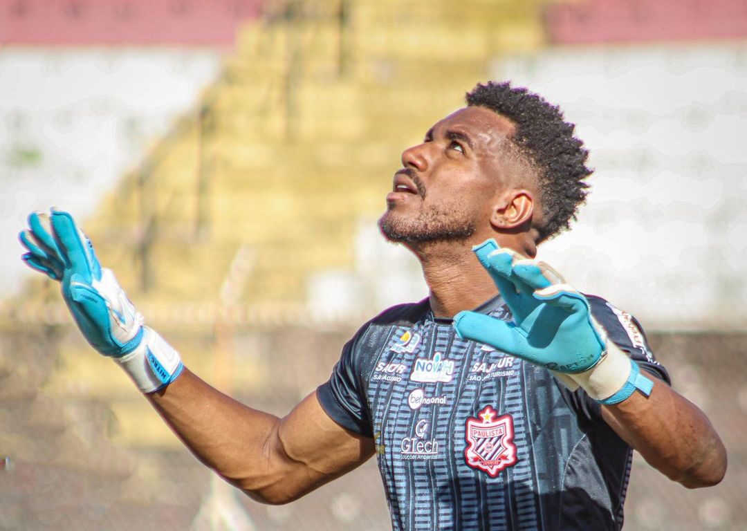 Grêmio Anápolis anuncia contratação por empréstimo de goleiro do Paulista