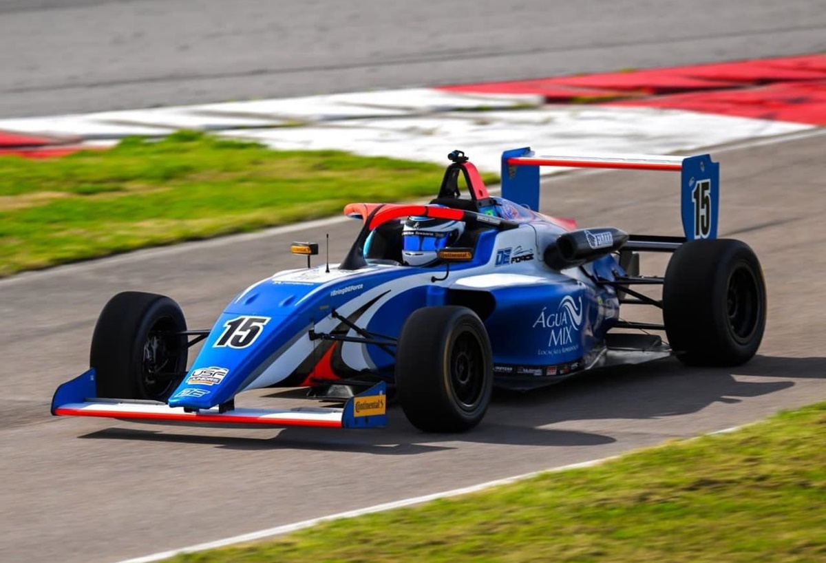 Piloto goiano Vinícius Tessaro irá estrear neste final de semana na USF Juniors, nos EUA