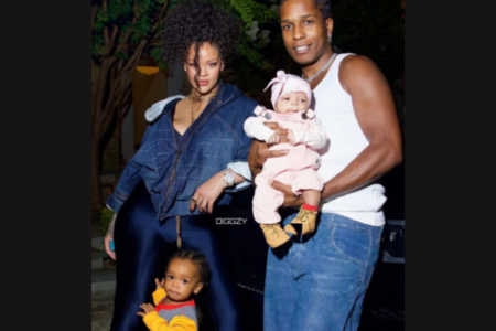 Rihanna, A$AP Rocky e os filhos (Foto reprodução Instagram)