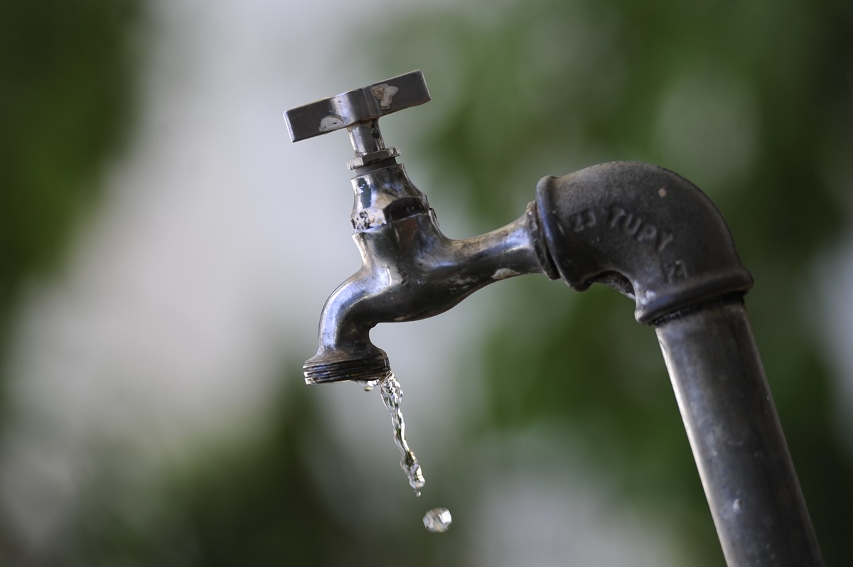 Falta d’água: Obra da Saneago que pode afetar 500 bairros da Grande Goiânia começa nesta sexta