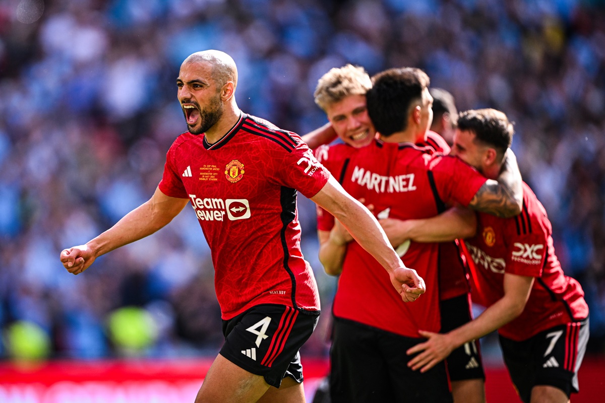 United se vinga, quebra invencibilidade do City e conquista a Copa da Inglaterra