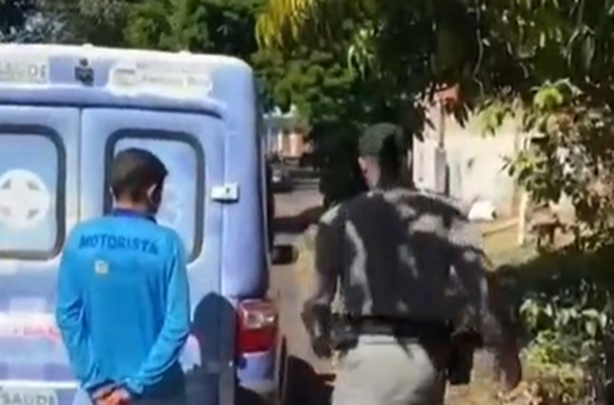 Motorista de ambulância de Fazenda Nova é preso por transportar tabletes de maconha em Goiânia