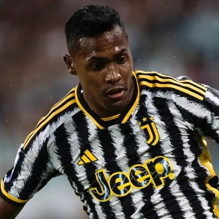 São Paulo observa lateral Alex Sandro, da Juventus, sem iniciar negociação