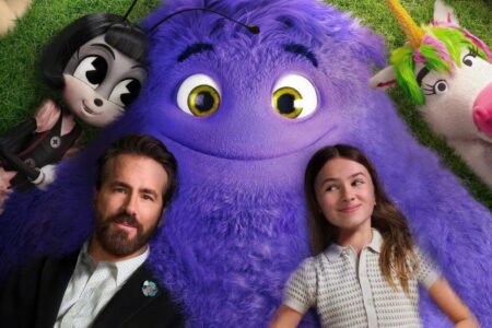 “Amigos Imaginários”, do diretor John Krasinski, uma comédia de fantasia estrelada por Ryan Reynolds, ficou um pouco aquém das expectativas em sua estreia, arrecando US$ 35 milhões. No fim de semana, esperava-se que o longa arrecadasse pelo menos US$ 40 milhões em seu primeiro fim de semana de lançamento. As vendas de ingressos foram suficientes para o primeiro lugar – e decentes para um filme original familiar – mas é um começo instável para um projeto que custou US$ 110 milhões para ser produzido e muitos milhões a mais para ser comercializado. Fora da América do Norte, o filme arrecadou US$ 20 milhões, totalizando uma bilheteria total de US$ 55 milhões.