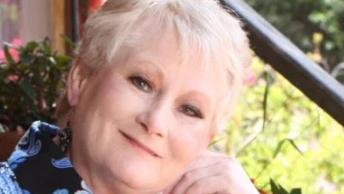 Mulher de 72 anos fatura R$ 255 mil por mês no Onlyfans; veja fotos Pandemia fez Michelle Hardenbrook investir numa outra carreira