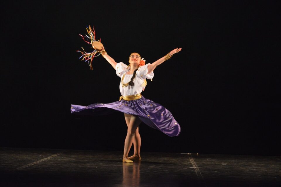 Festival 'Dança em Caldas' será no Teatro Goiânia (Foto divulgação)