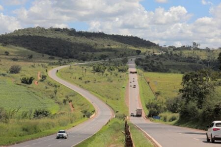 Consórcio Rota Verde leva rodovias em Goiás em leilão dominado por fundos de investimentos