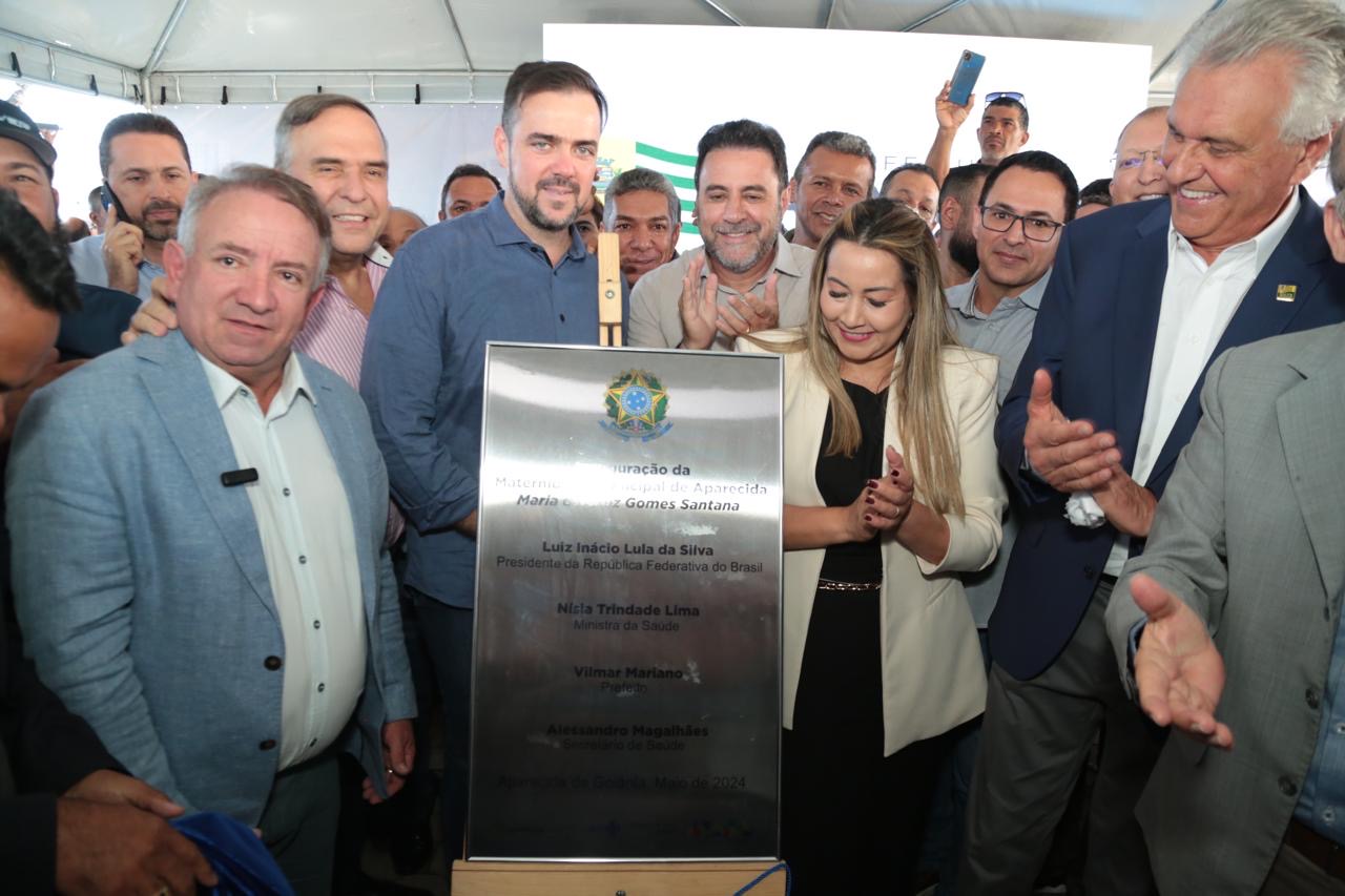 Com a presença de Caiado, Vilmar inaugura maternidade em Aparecida 