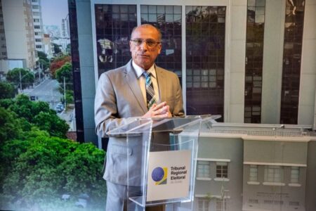 Em 30 dias no cargo, presidente do TRE-GO cria secretarias e Gabinete de Segurança Institucional