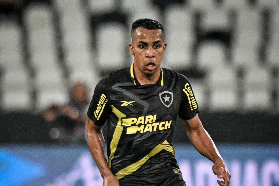 Volante do Botafogo, Breno é anunciado em clube da Série C