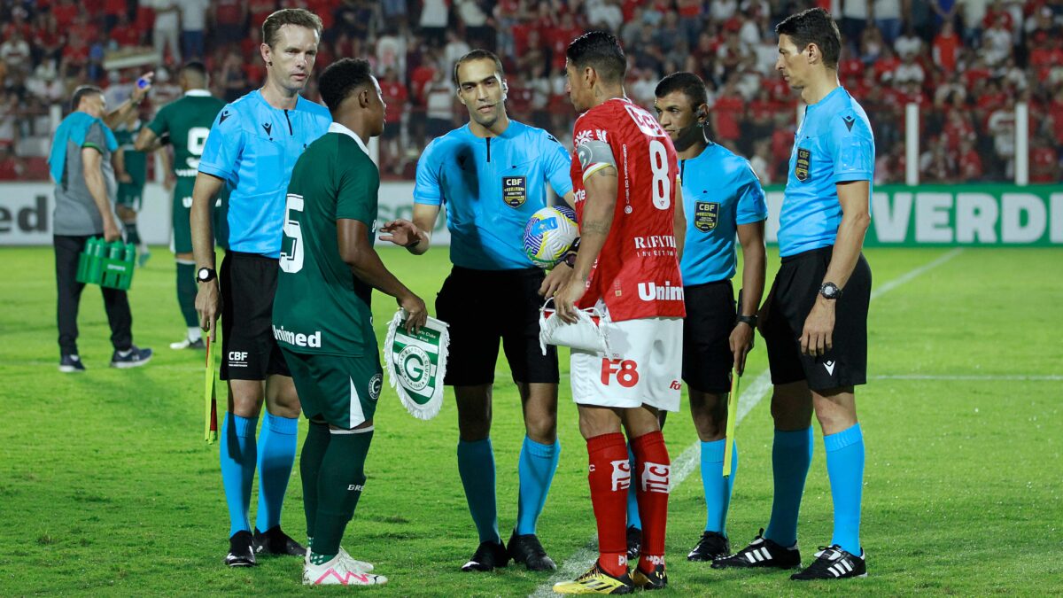 Ralf e Wellington capitães de Goiás e Vila Nova