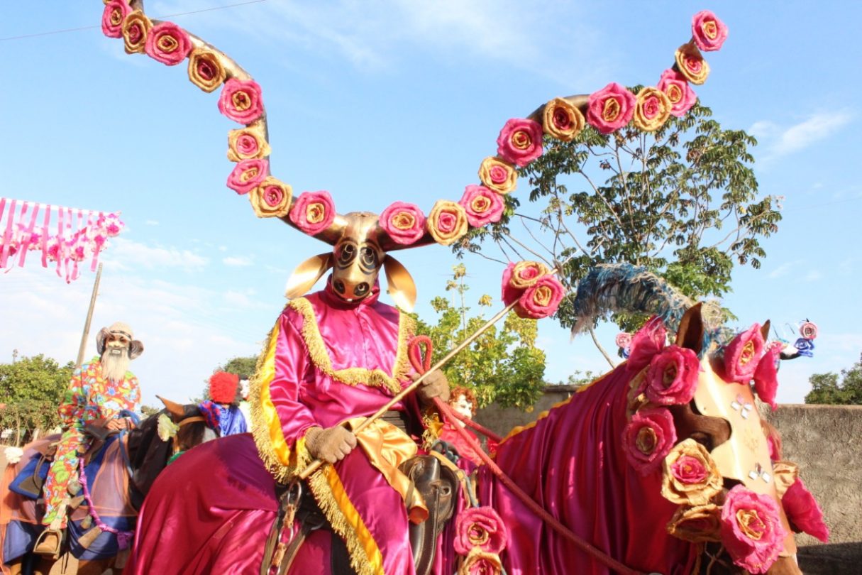 Cavalhadas de Pirenópolis ganham destaque na imprensa internacional