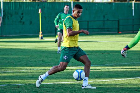 David Braz treinando no CT Edmo Pinheiro