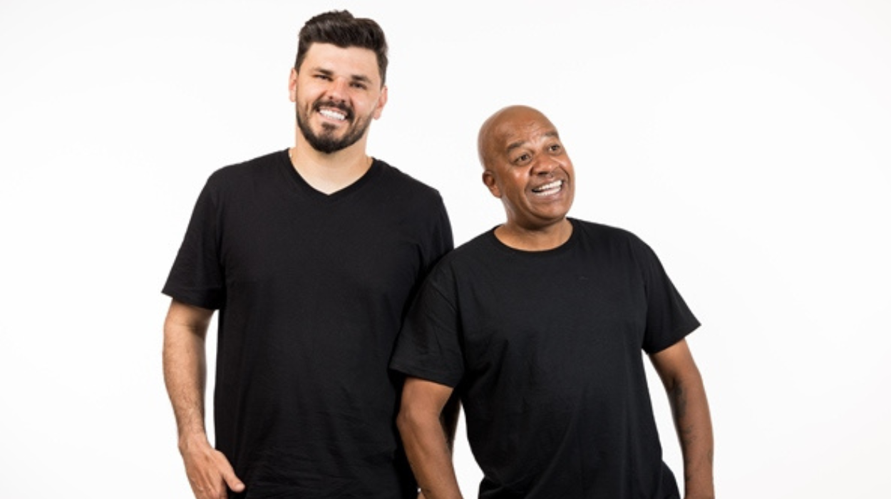 Toninho Tornado e Neto Thomaz apresentam stand-up "Os Calabresos" (Foto: divulgação)