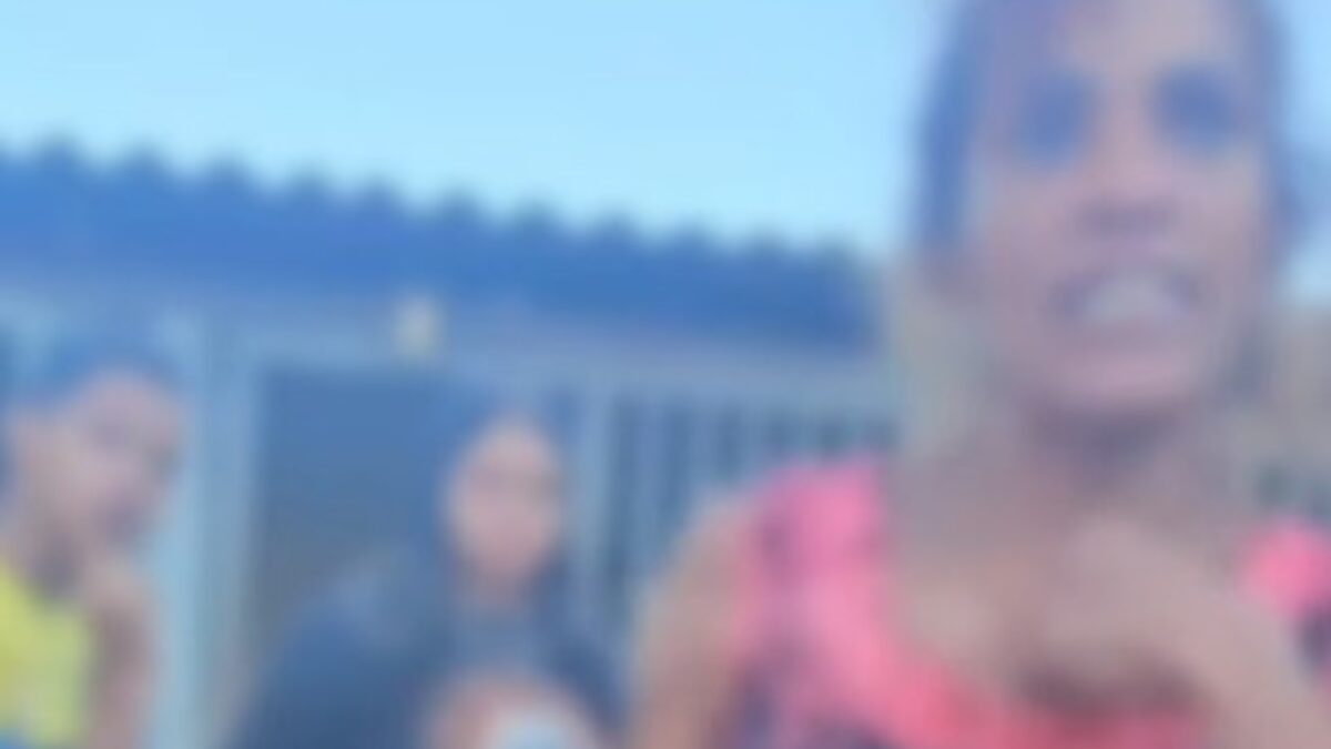 A mulher que não teve identidade revelada, era usuária de drogas e usava residência para comercializar substâncias ilícitas (Foto: Reprodução - PMGO)