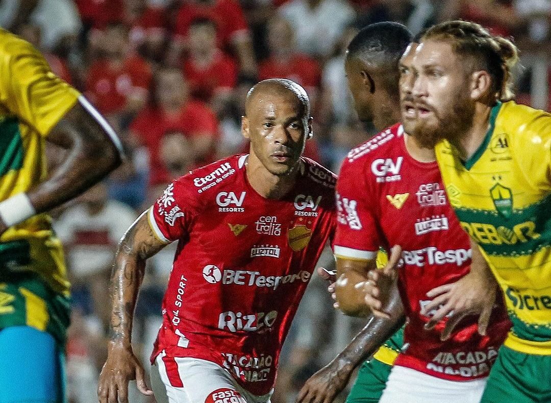 Buscando mais uma final de Copa Verde, Vila Nova visita Cuiabá