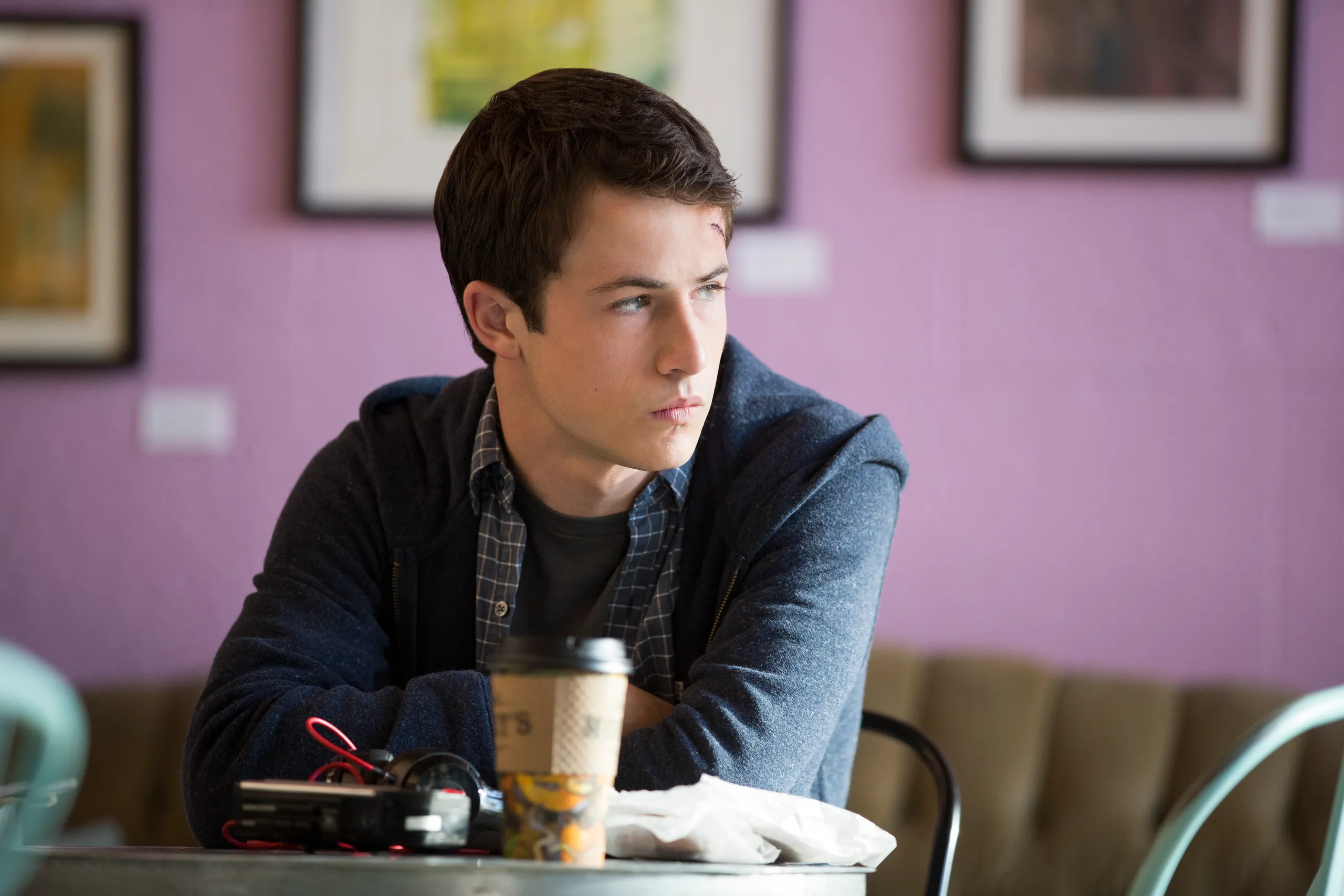 ’13 Reasons Why’: Dylan Minnette explica o motivo de sua pausa na atuação