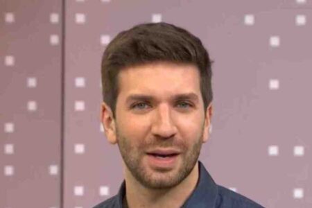 Repórter Felipe Matoso foi atropelado perto do Palácio do Planalto - (Foto: redes sociais)