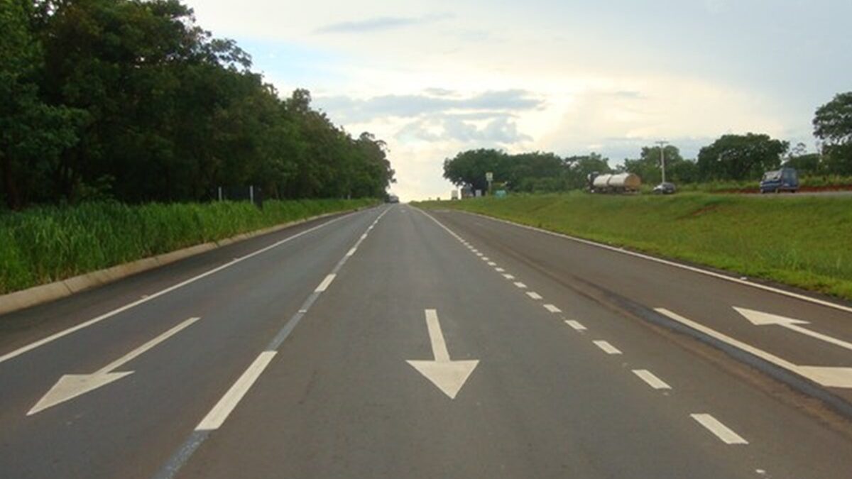 Pedágios da BR-040 em Goiás estão liberados após concessionária deixar administração da rodovia; veja trechos