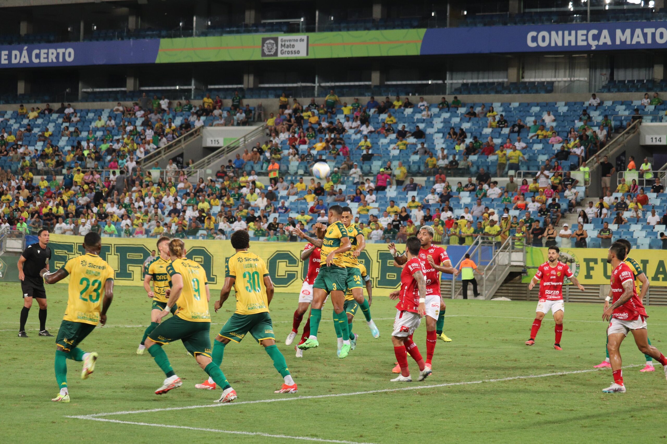 Vila Nova tem apagão no primeiro tempo, reage na segunda etapa e classifica para final da Copa Verde após vencer Cuiabá nas penalidades