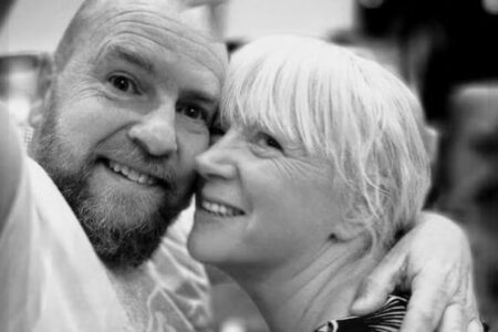 Mulher perde a memória após orgasmo intenso com o marido Quando de inglesa foi descrito por médicos como amnésia global transitória