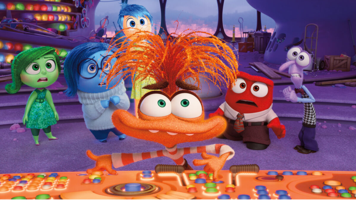 “Divertida Mente 2”, da Pixar, eletrizou as bilheterias novamente, arrecadando sensacionais US$ 100 milhões em seu segundo fim de semana de lançamento. As vendas de ingressos caíram apenas 35% em relação à sua poderosa estreia de US$ 154 milhões, resultando na sétima maior arredcação do segundo fim de semana da história e na melhor de todos os tempos para um filme de animação.