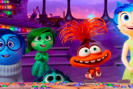 A expressiva sequência animada da Disney e Pixar, “Divertida Mente 2”, arrecadou poderosos US$ 155 milhões em seu primeiro fim de semana de lançamento, ultrapassando “Duna: Parte Dois” (US$ 82,5 milhões) e “Godzilla x Kong: O Novo Império” (US$ 80 milhões) como a maior abertura do ano. É também o primeiro lançamento desde “Barbie” de julho passado (US$ 162 milhões) a estrear acima de US$ 100 milhões.