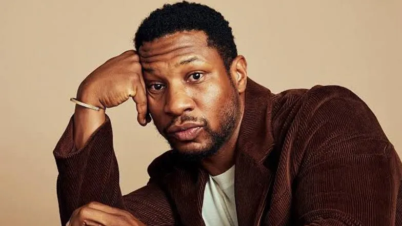 Jonathan Majors consegue primeiro papel no cinema após condenação por agressão doméstica