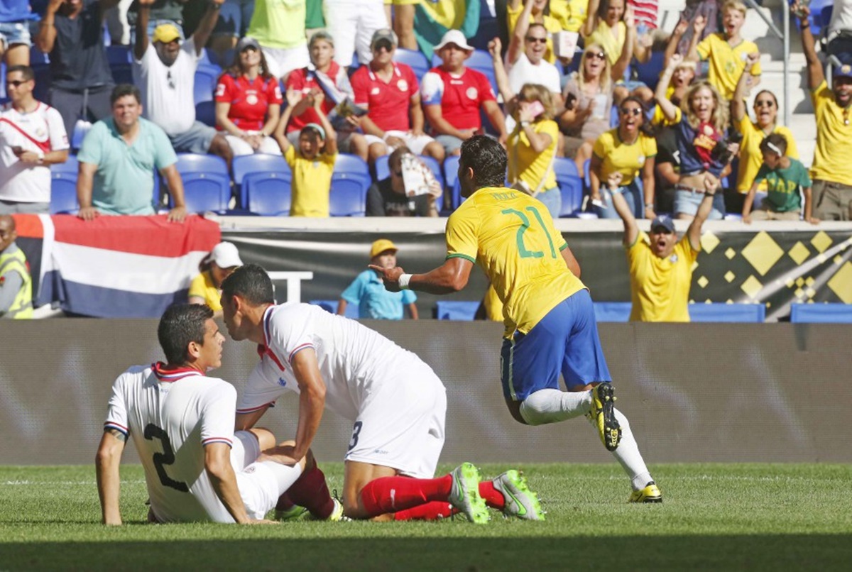 Brasil e Costa Rica duelam nesta segunda-feira (24); confira o retrospecto entre as equipes